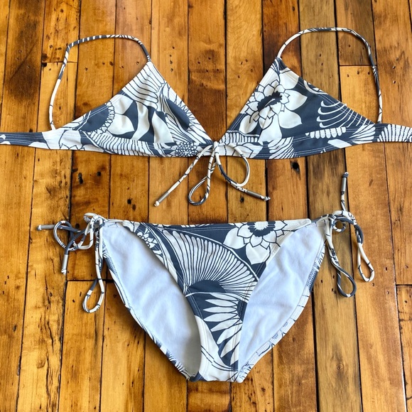 SOLD - Picture 3 of 12